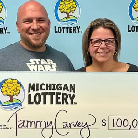 O femeie din Michigan a câștigat 100.000 dolari la Powerball folosind numere generate de ChatGPT
