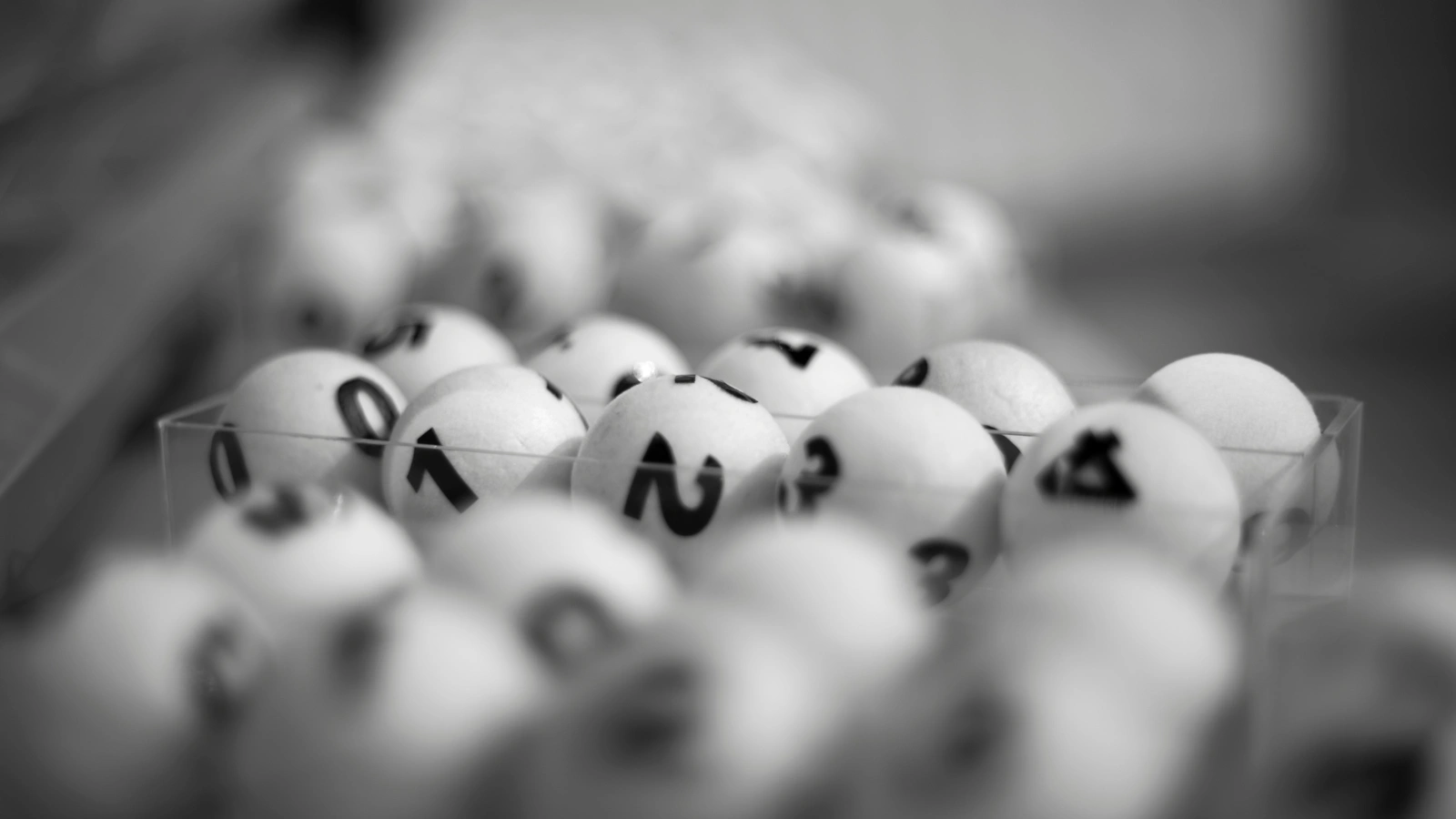 Rezultate Loto 23 Noiembrie 2025 –  Loto 6 din 49, Joker și Loto 5 din 40