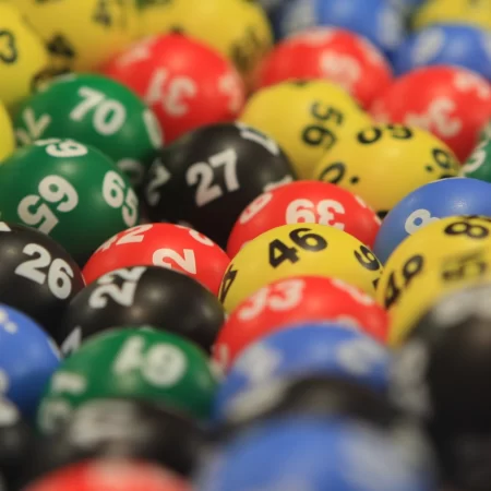 Rezultate Loto 27 Noiembrie 2025 – Peste 7,87 milioane euro Report la Joker