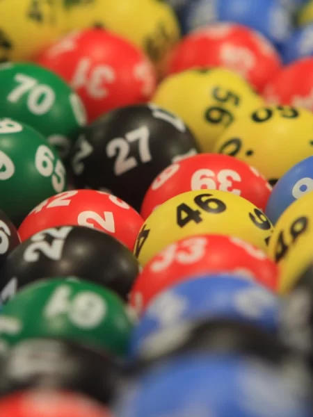 Rezultate Loto 27 Noiembrie 2025 – Peste 7,87 milioane euro Report la Joker